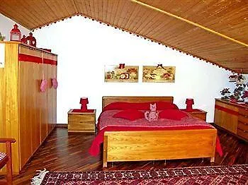 Ai Due Pini ペスカンティーナ